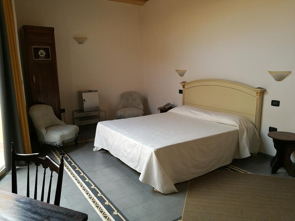 Palazzo Giaraca Hotel Syracuse Buitenkant foto